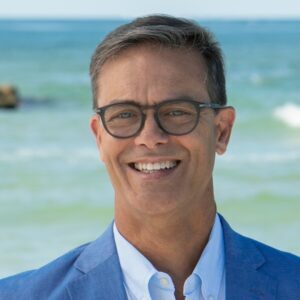 Jeff_small_head_crop_2023062-0047T-780x780 Jeff_small_head_crop_2023062-0047T-780x780